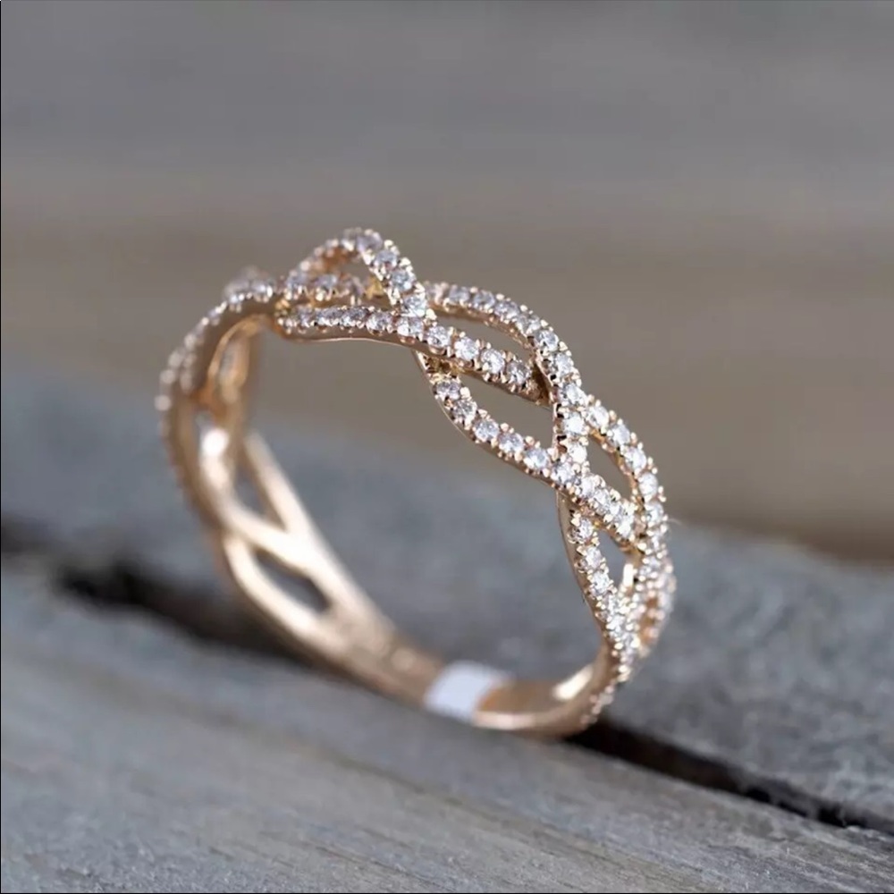 New Zircon Twist Geometric Ring Bride style female - Picture 3 of 5